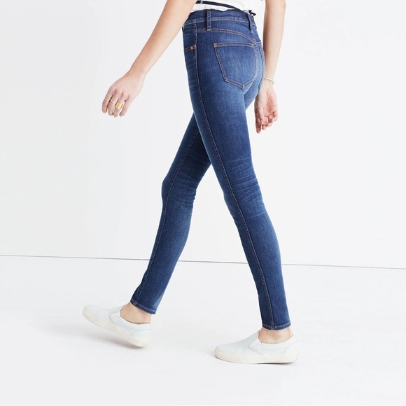 Madewell 9" High-Rise Skinny Jeans in Polly Wash - Picture 1 of 8